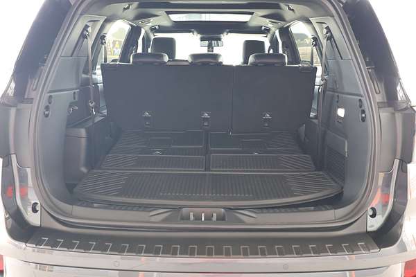 2025 Ford Everest Platinum  3.0L