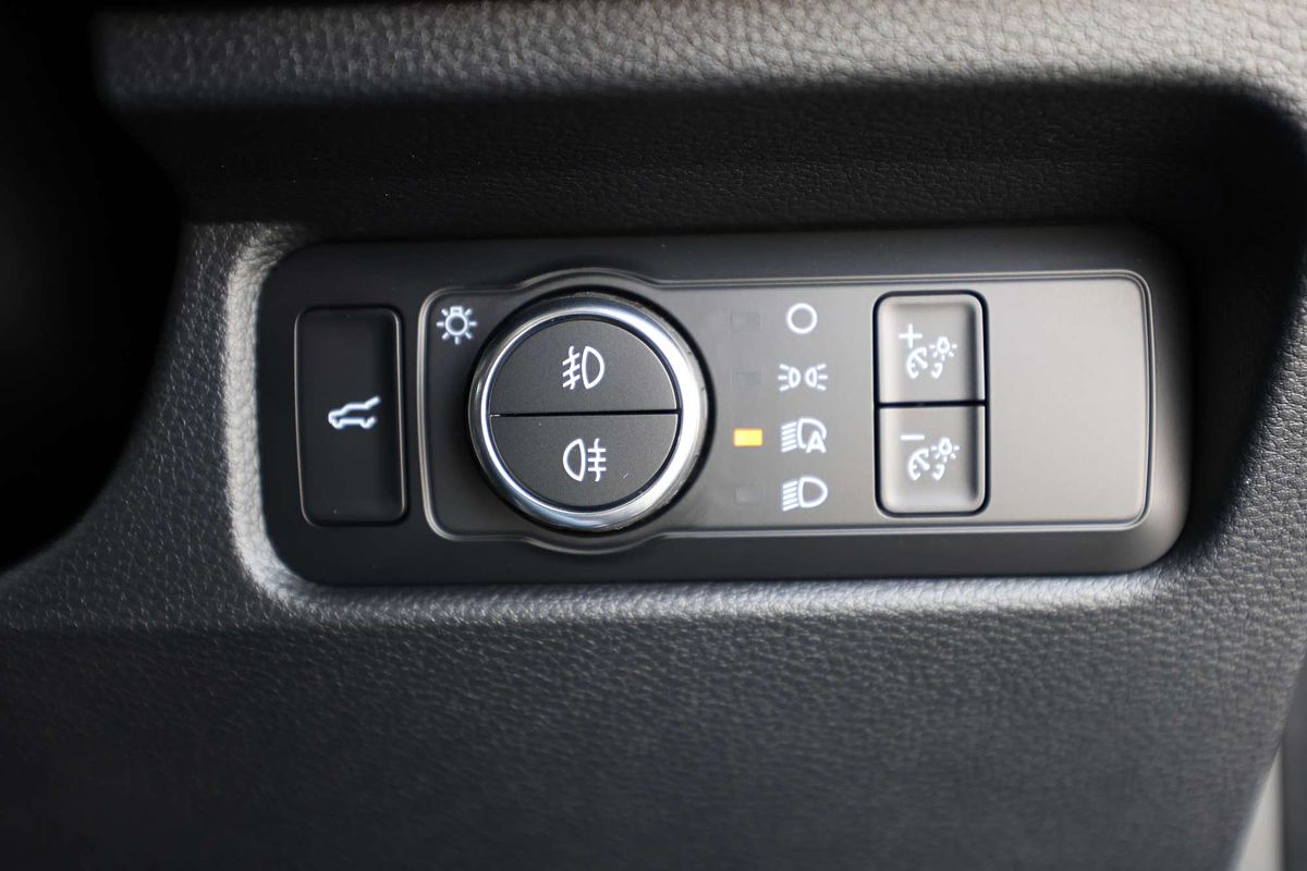 2025 Ford Everest Platinum  3.0L