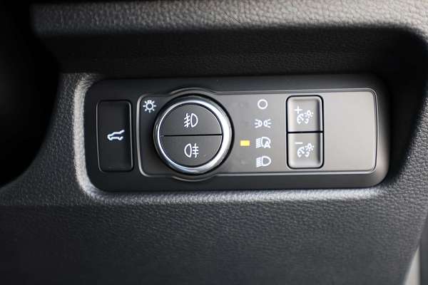 2025 Ford Everest Platinum  3.0L