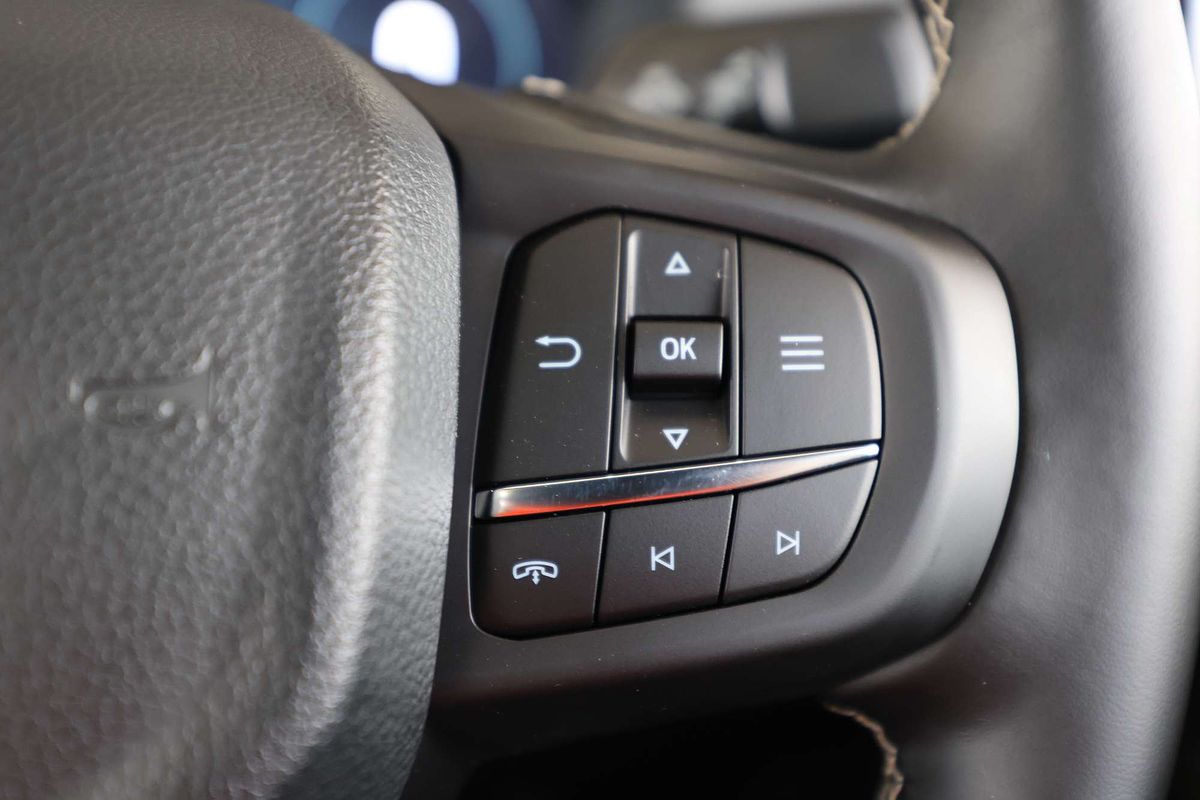 2025 Ford Everest Platinum  3.0L