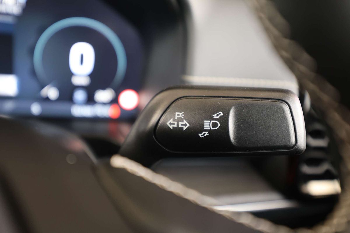 2025 Ford Everest Platinum  3.0L