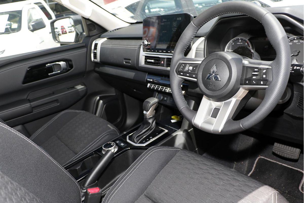 2025 Mitsubishi Triton GLS MV 4X4