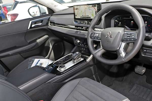 2025 Mitsubishi Outlander Aspire ZM