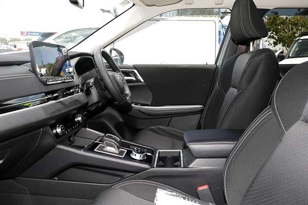 2024 Mitsubishi Outlander LS ZM