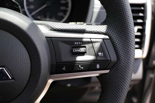 2025 Mitsubishi Triton GLS MV 4X4