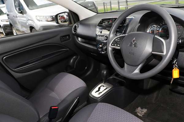 2016 Mitsubishi Mirage ES LA