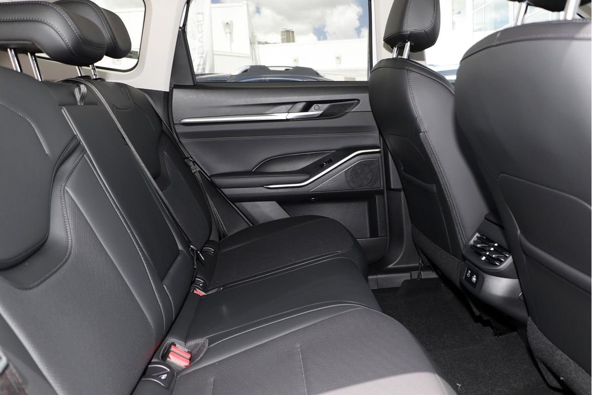 2025 GWM Haval H6 Ultra PHEV B01