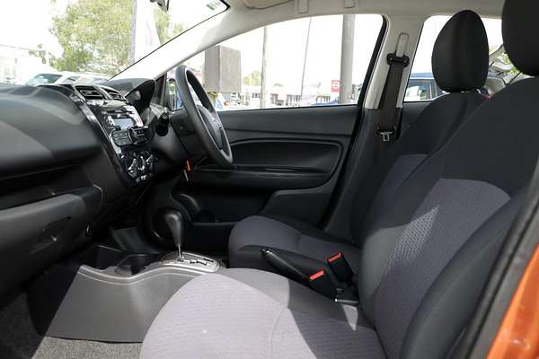 2016 Mitsubishi Mirage ES LA