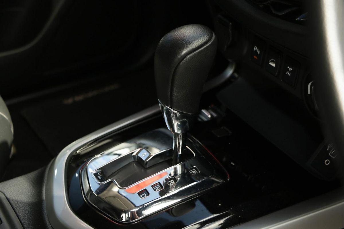 2021 Nissan Navara ST-X D23 4X4