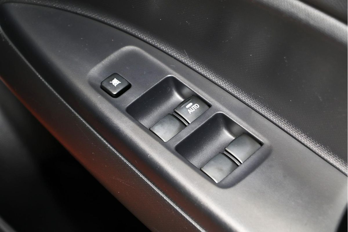 2016 Mitsubishi Mirage ES LA