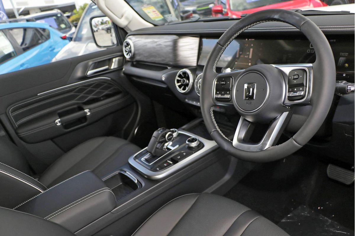 2025 GWM Tank 300 Ultra P01