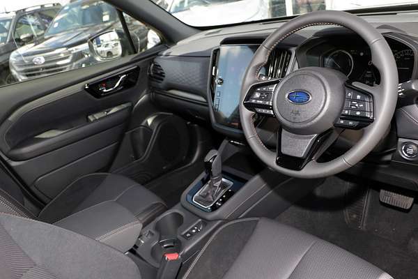 2025 Subaru Forester Hybrid Touring S6