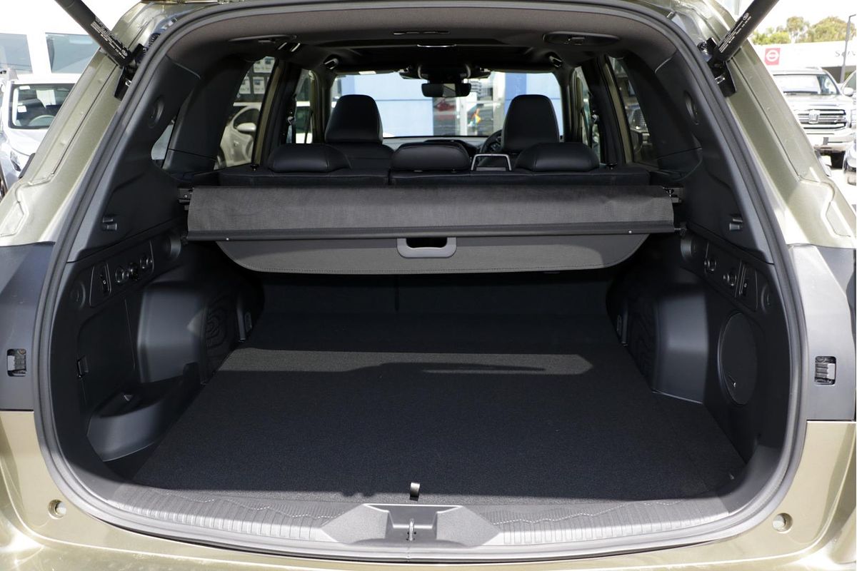 2025 Subaru Forester Hybrid Touring S6