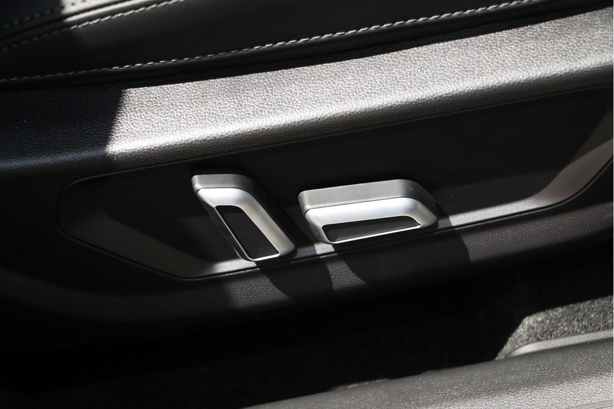 2025 GWM Haval H6 Lux PHEV B01