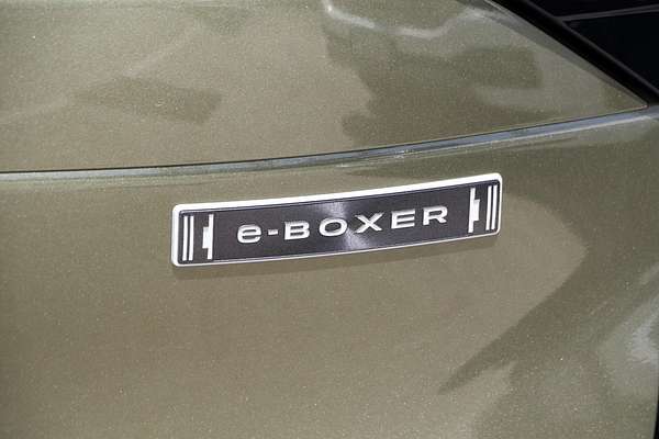 2025 Subaru Forester Hybrid Touring S6