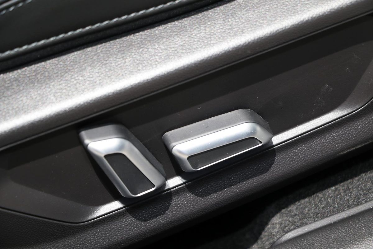 2025 GWM Haval H6 Lux PHEV B01