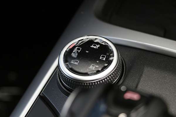 2025 GWM Tank 300 Ultra P01