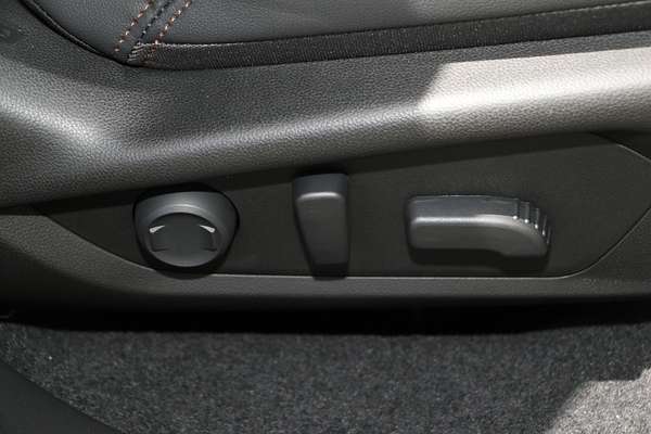 2025 Subaru Forester Hybrid Touring S6