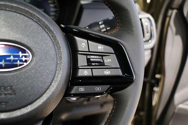 2025 Subaru Forester Hybrid Touring S6