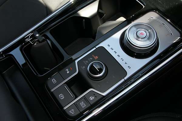 2025 Kia Sorento Sport+ MQ4 PE