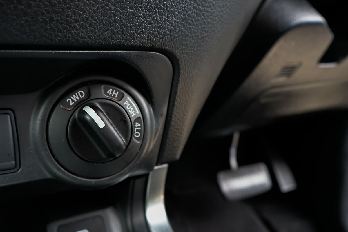 2021 Nissan Navara ST D23 4X4