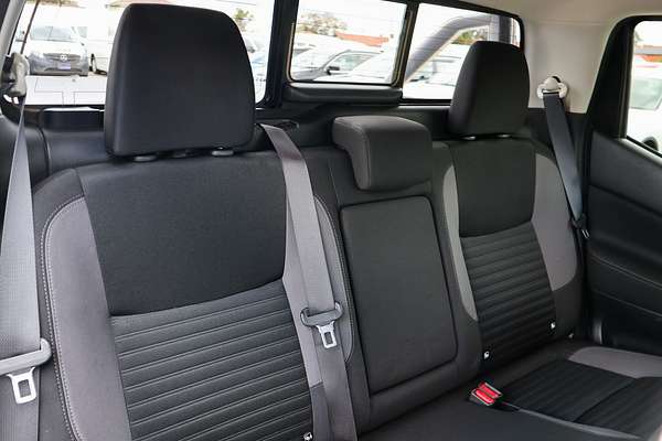 2021 Nissan Navara ST D23 4X4