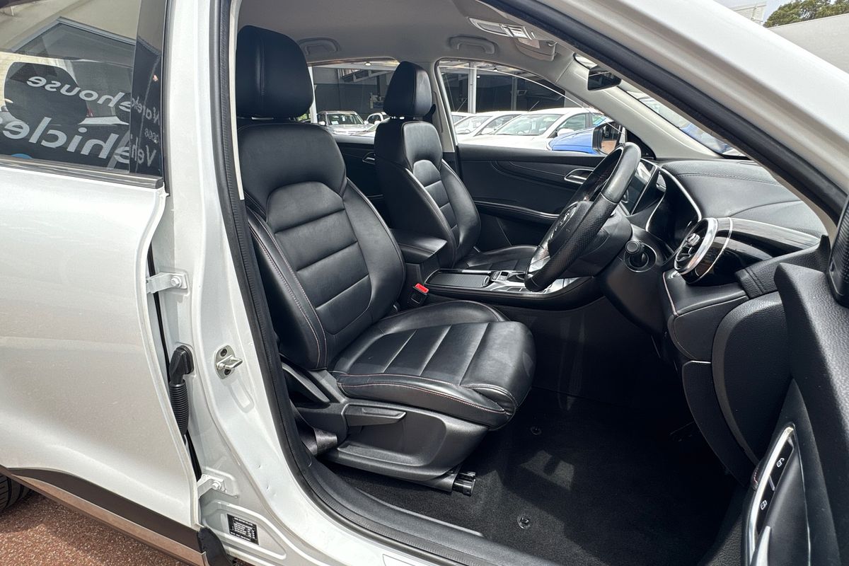 2021 MG HS Vibe SAS23