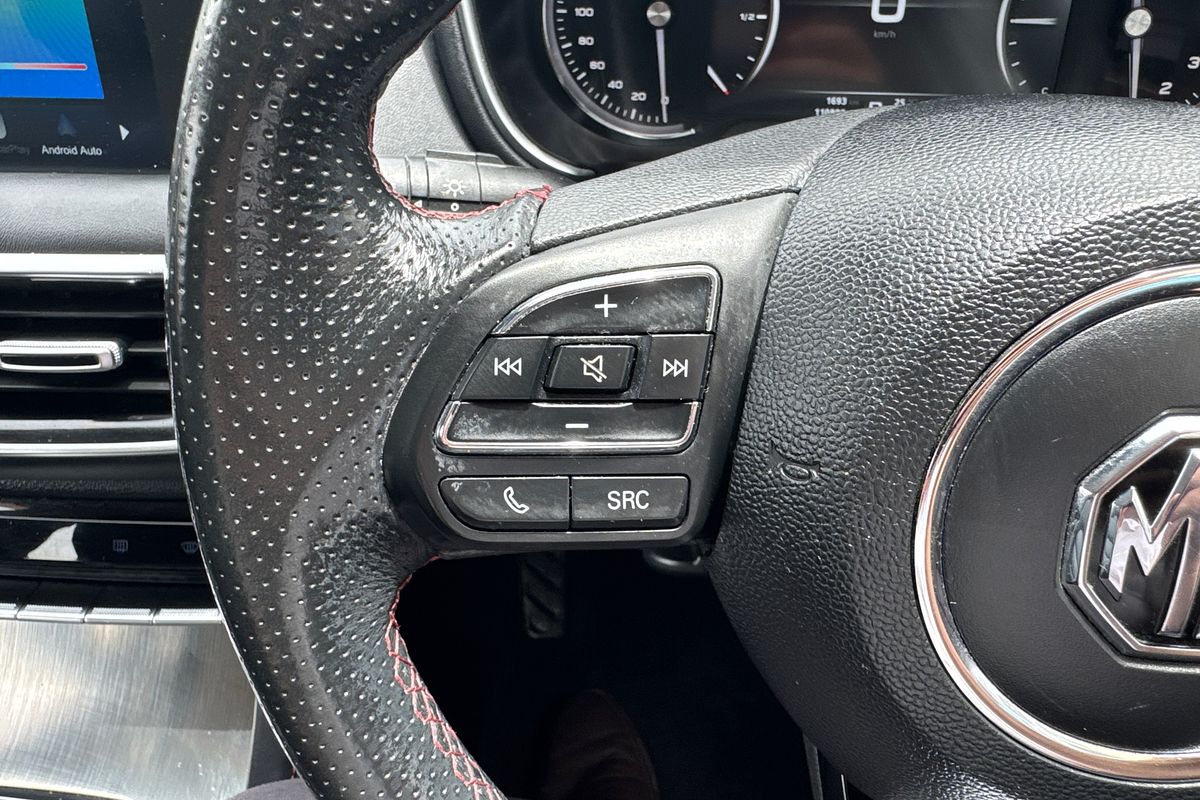 2021 MG HS Vibe SAS23