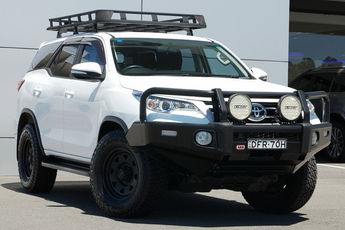 2015 Toyota Fortuner GX GUN156R