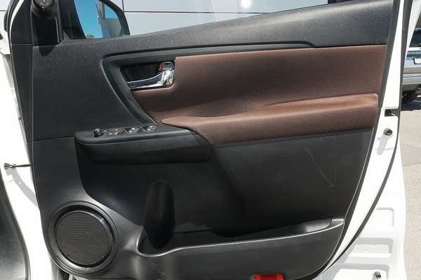 2015 Toyota Fortuner GX GUN156R