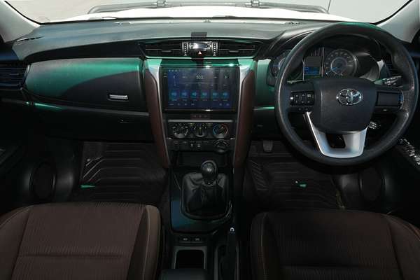 2015 Toyota Fortuner GX GUN156R