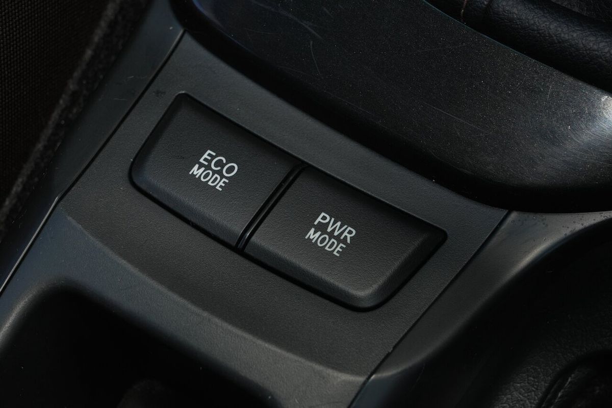 2015 Toyota Fortuner GX GUN156R