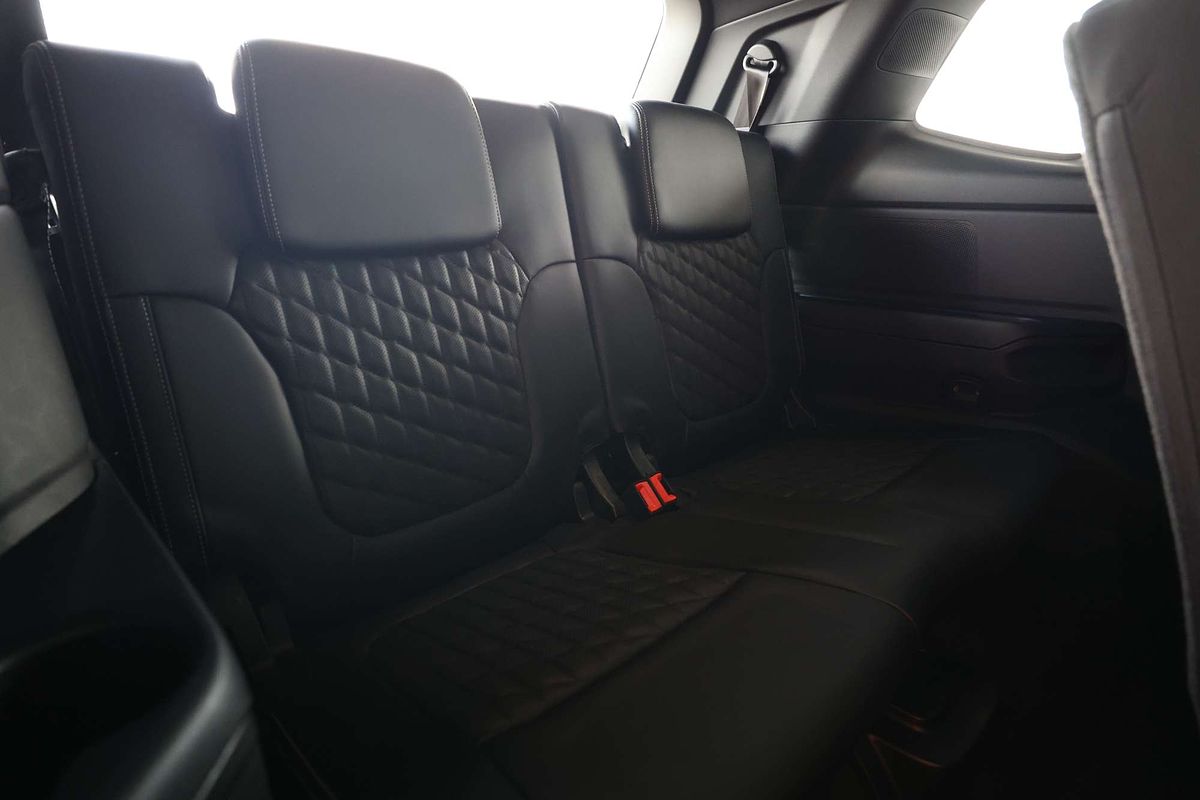 2025 Ford Everest Platinum 3.0L