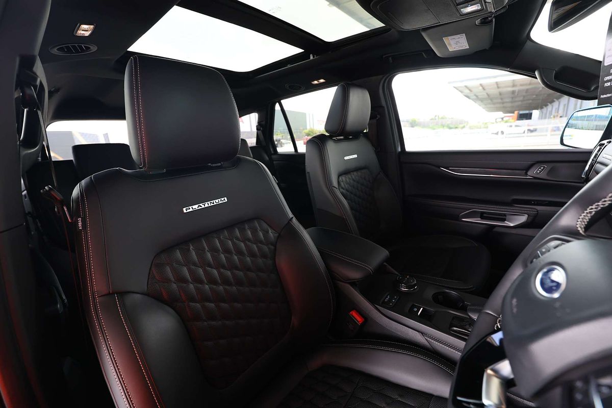 2025 Ford Everest Platinum 3.0L