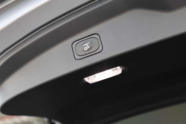 2025 Ford Everest Platinum 3.0L