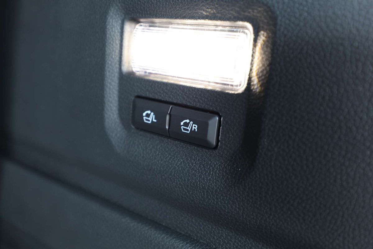 2025 Ford Everest Platinum 3.0L