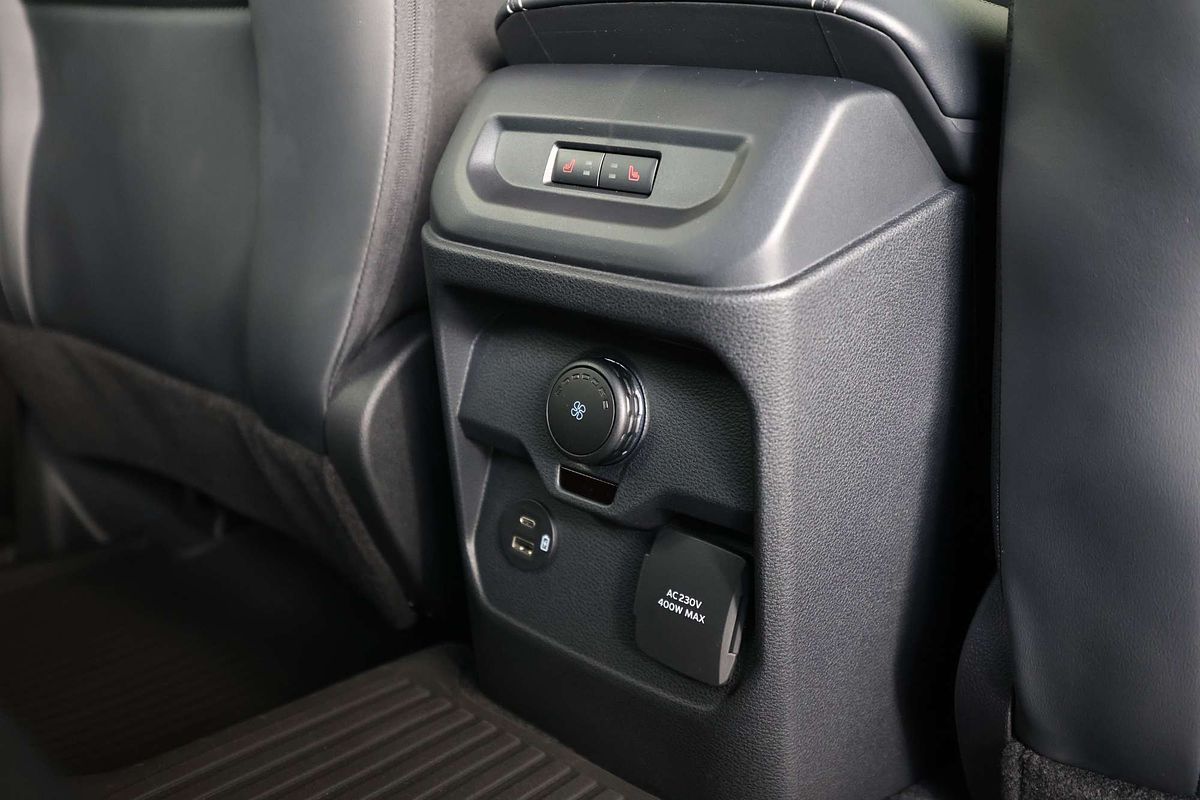 2025 Ford Everest Platinum 3.0L