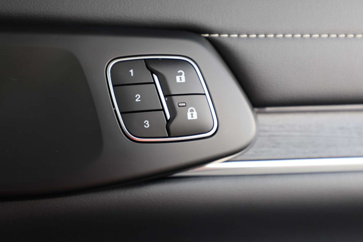 2025 Ford Everest Platinum 3.0L