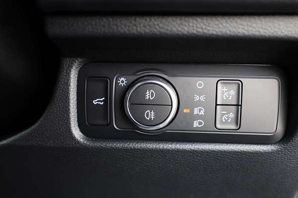 2025 Ford Everest Platinum 3.0L