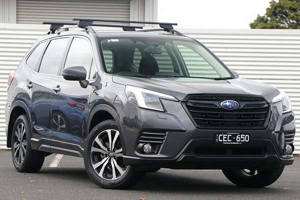 2022 Subaru Forester 2.5i Premium S5
