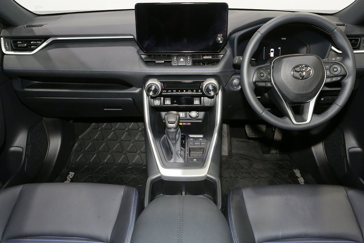 2024 Toyota RAV4 XSE AXAH52R