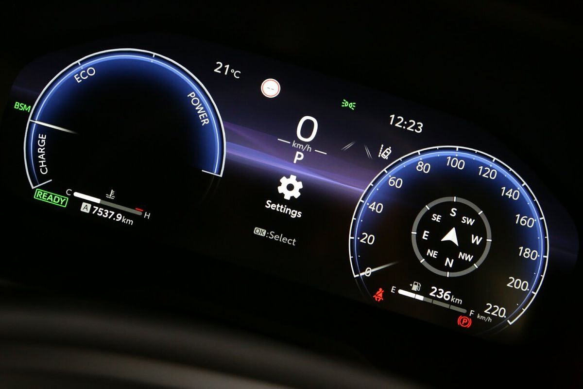 2024 Toyota RAV4 XSE AXAH52R