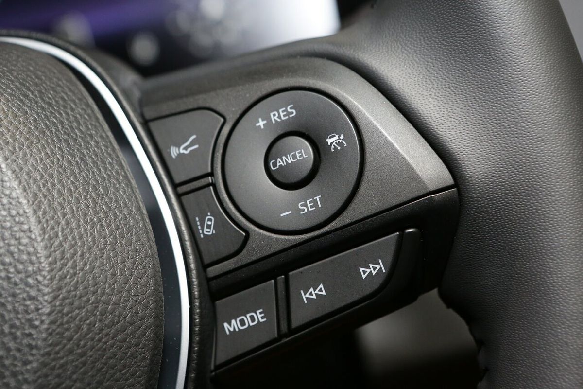 2024 Toyota RAV4 XSE AXAH52R