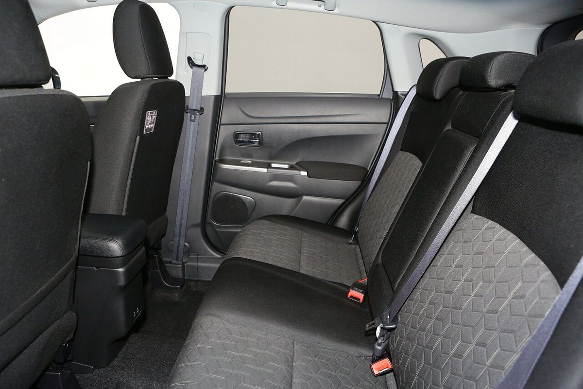 2024 Mitsubishi ASX LS XD