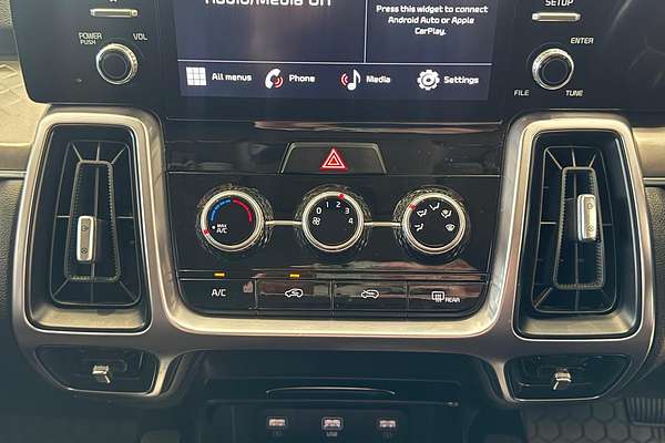 2022 Kia Sorento S MQ4