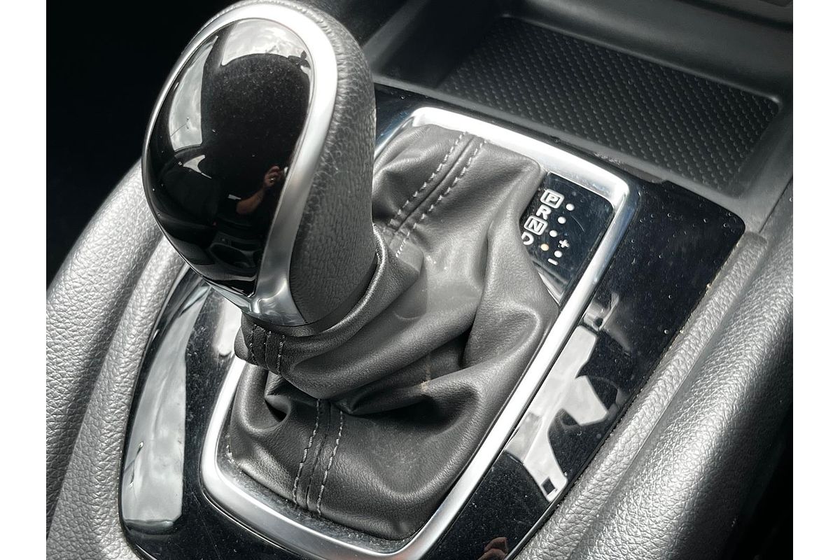 2022 Nissan X-TRAIL ST-L T32