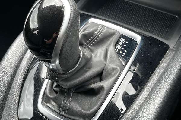 2022 Nissan X-TRAIL ST-L T32