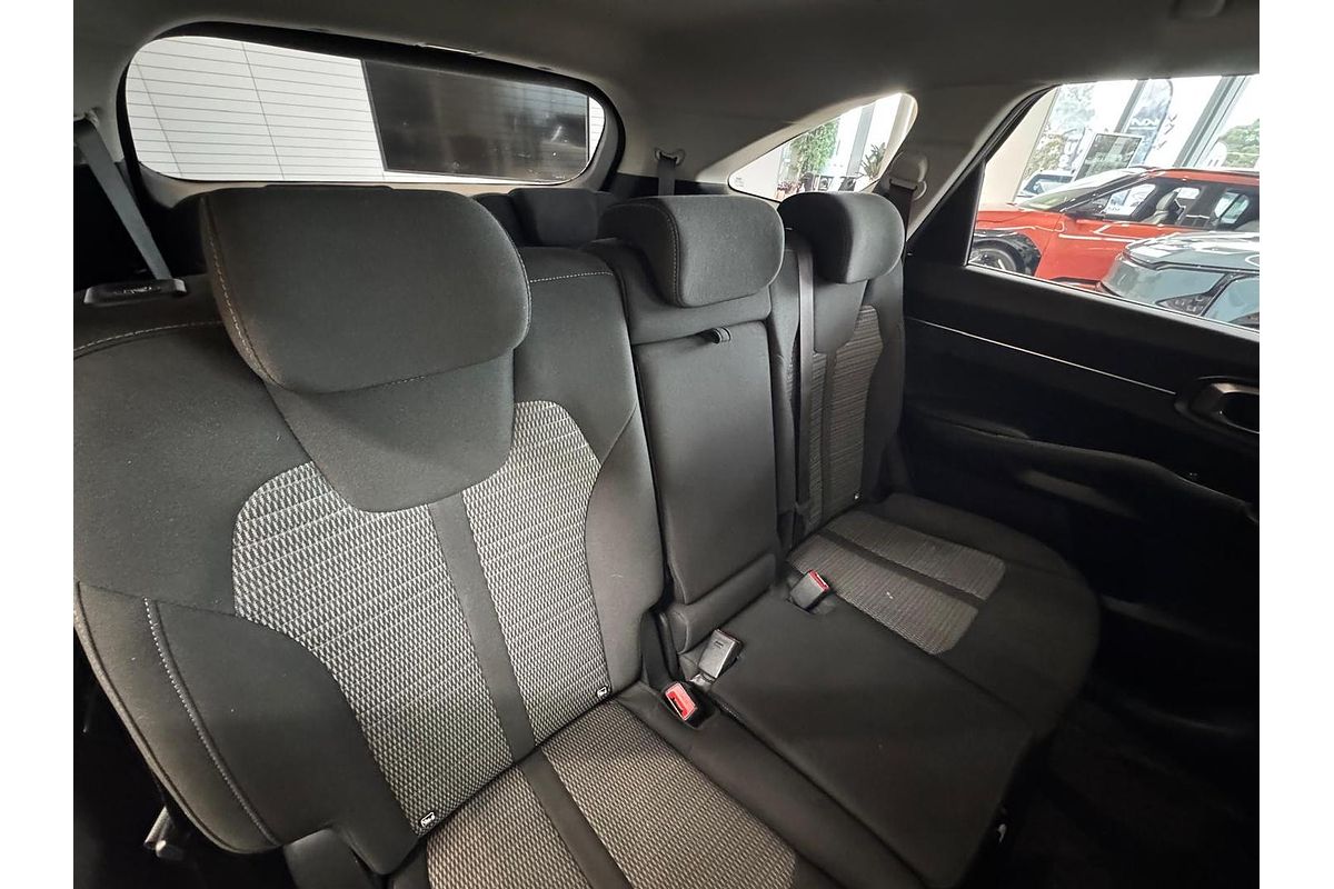 2022 Kia Sorento S MQ4