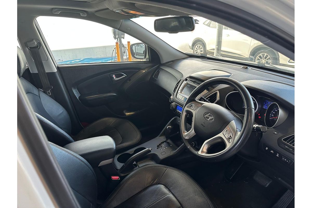 2012 Hyundai ix35 Highlander LM2