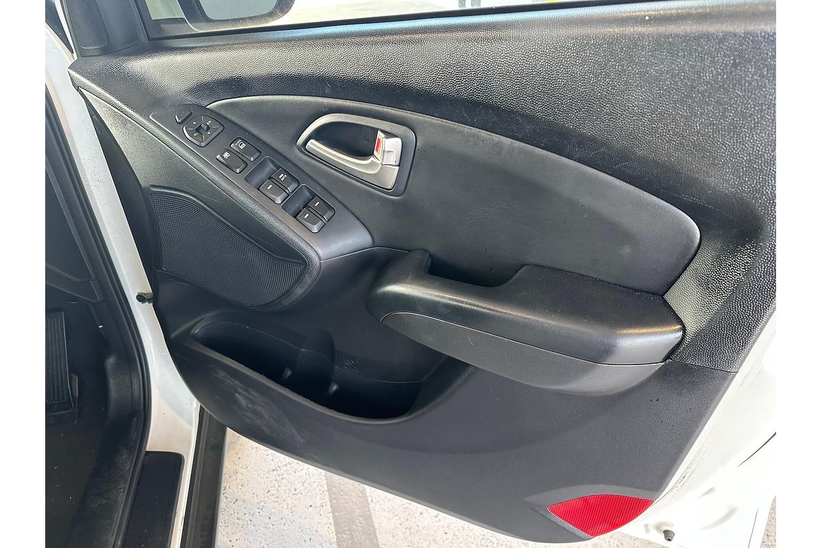 2012 Hyundai ix35 Highlander LM2